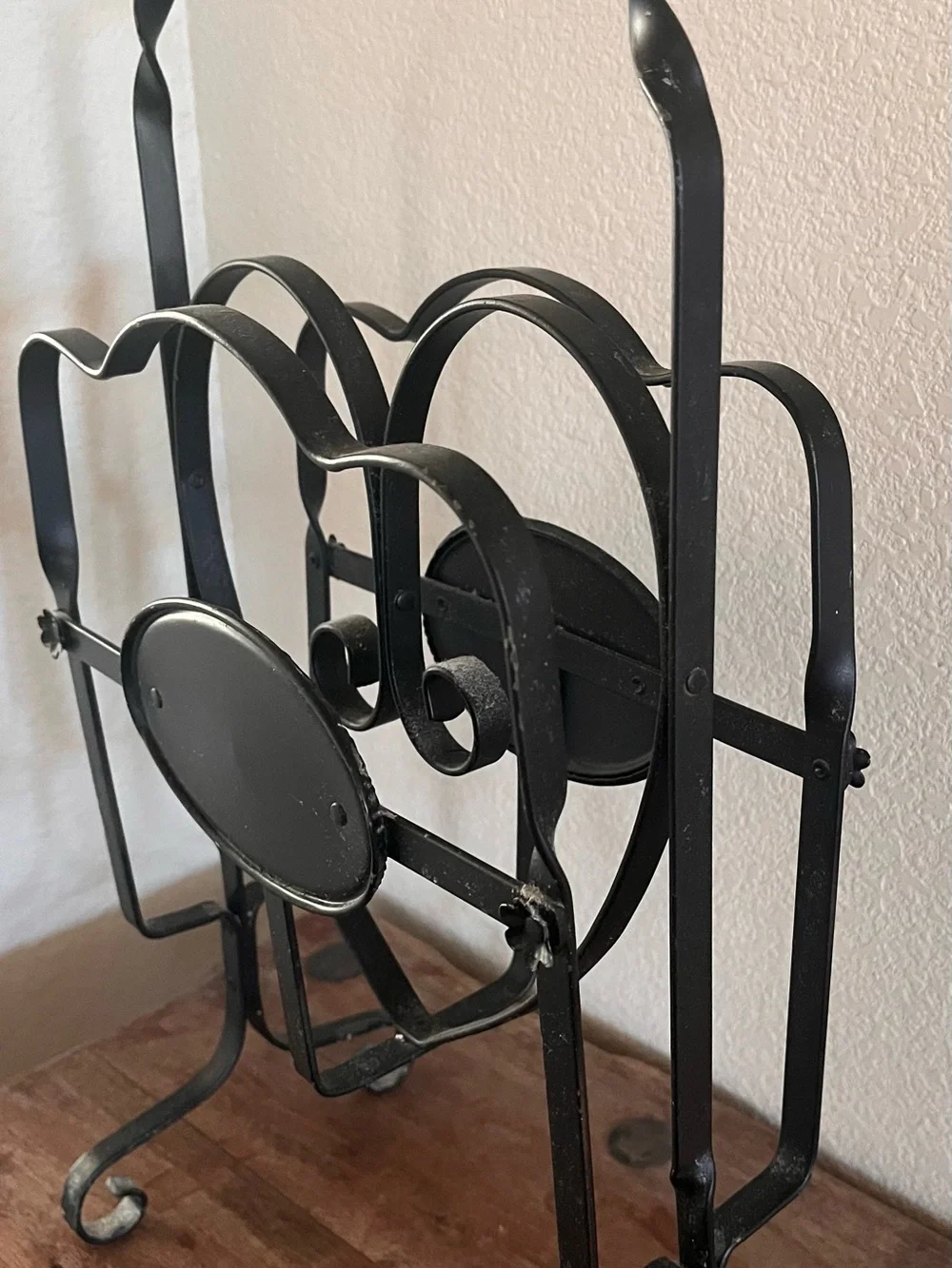 1940s Black Wrought Iron Heart Magazine Stand - Home